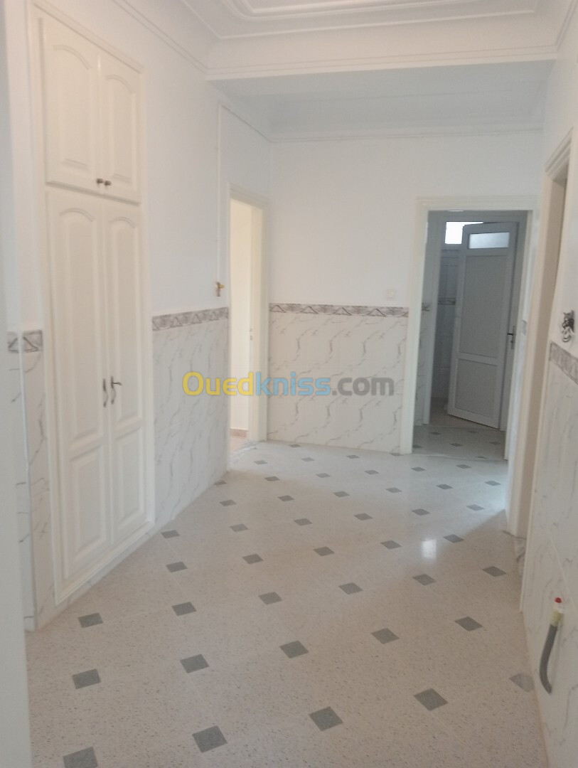 Location Niveau De Villa F4 Alger Douera