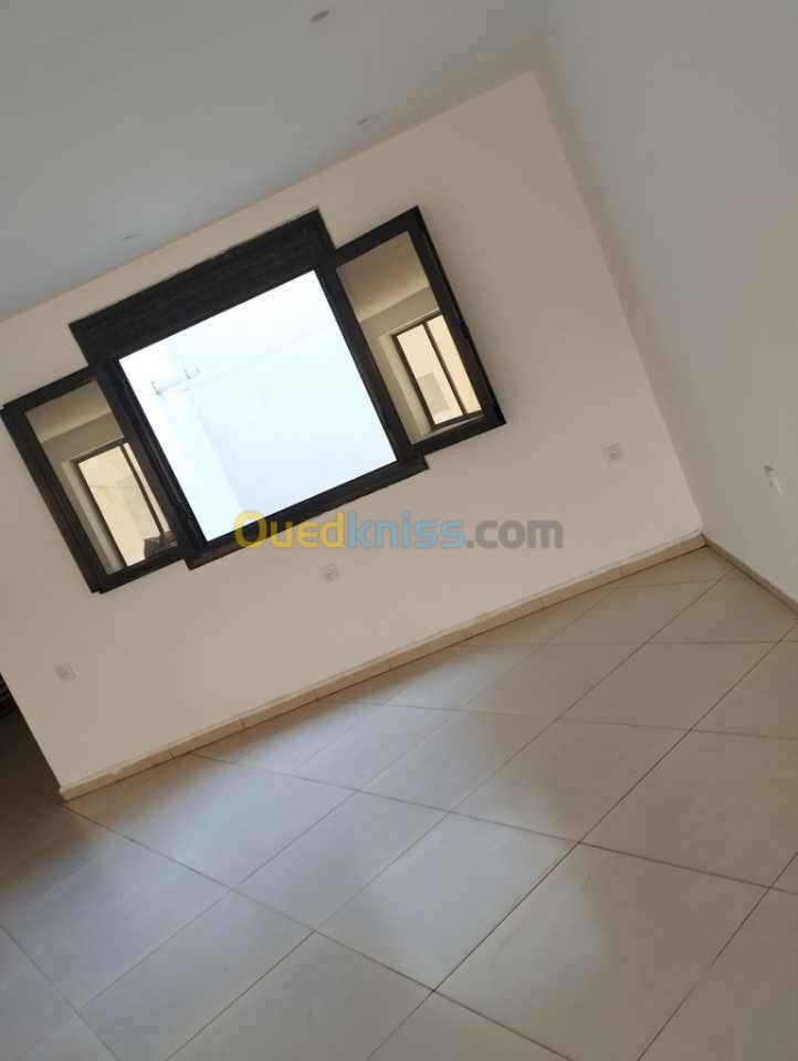 Vente Studio Oran Bir el djir