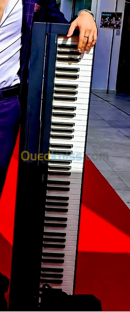 Piano Yamaha p-45