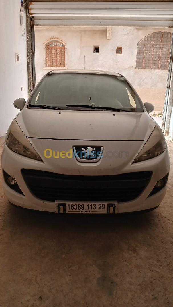 Peugeot 207 2013 207+