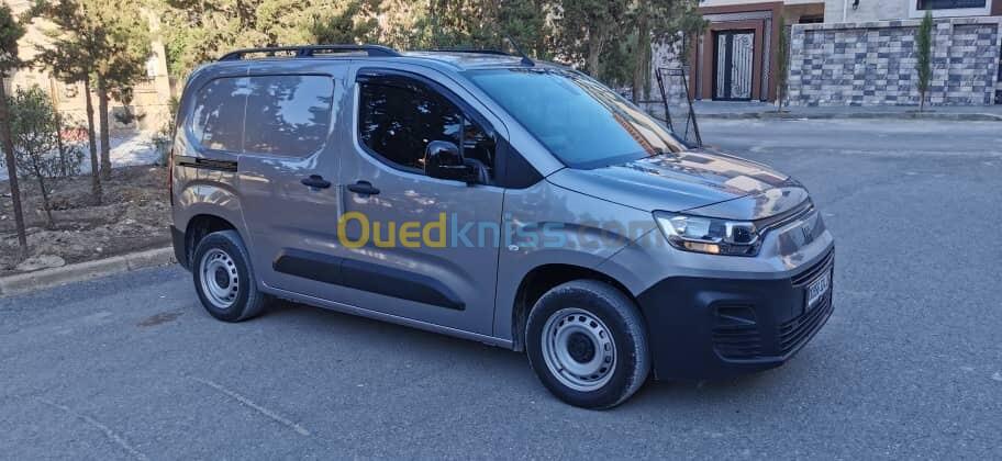 Fiat Doblo 2024 Italie