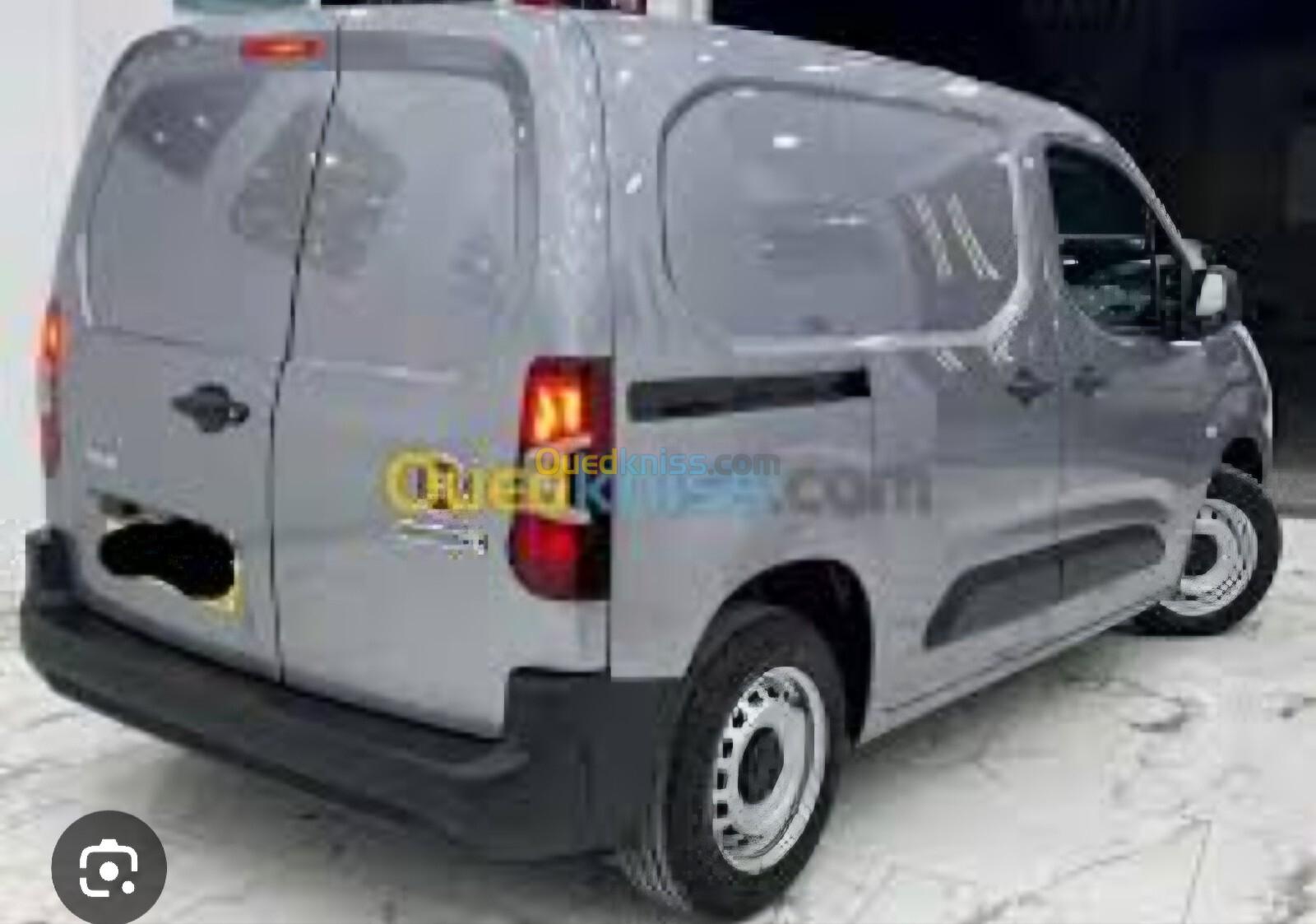 Fiat Doblo 2024 Algerie