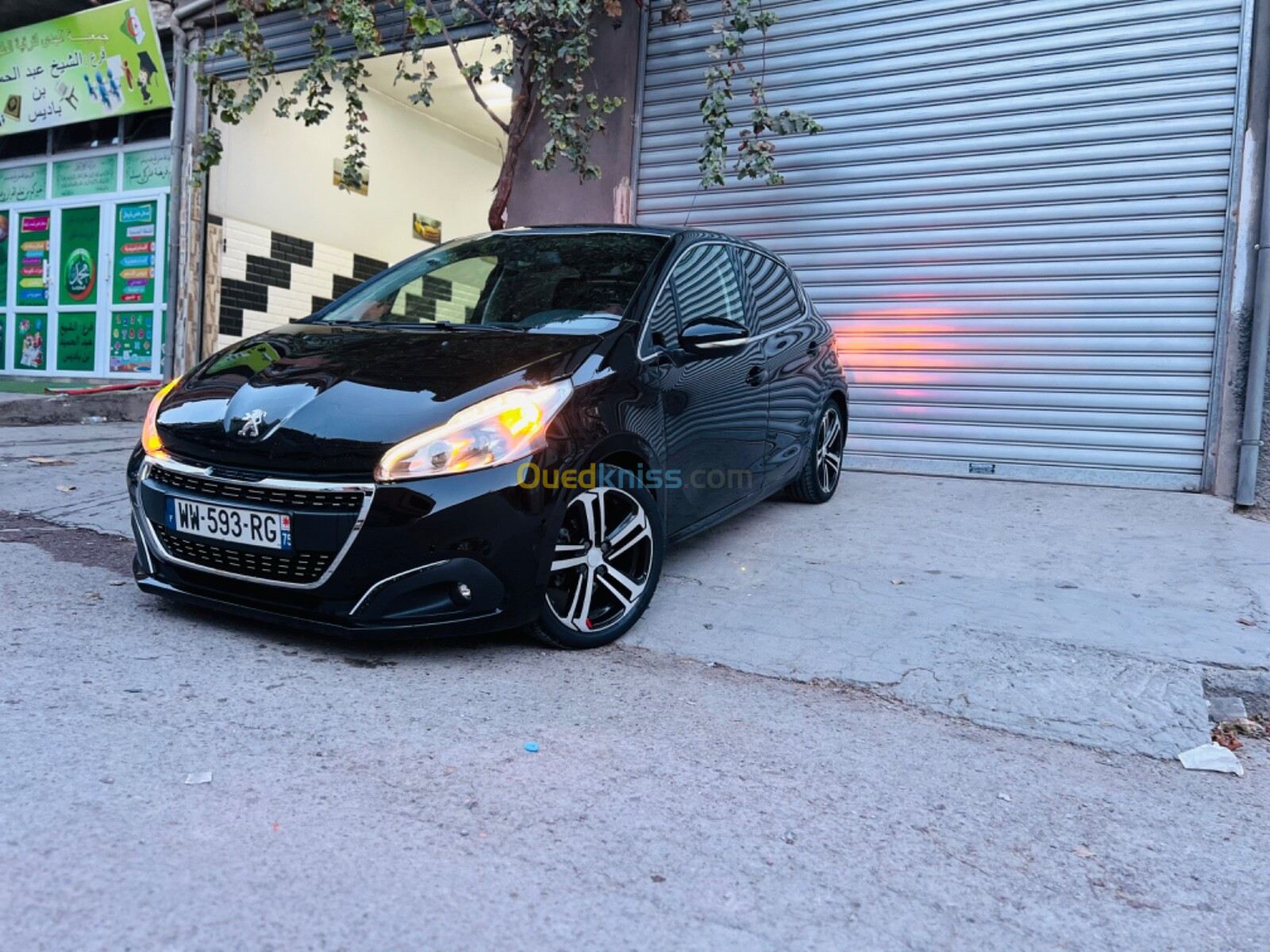 Peugeot 208 2018 Allure Facelift