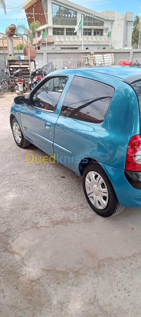 Renault clio 2 2022 