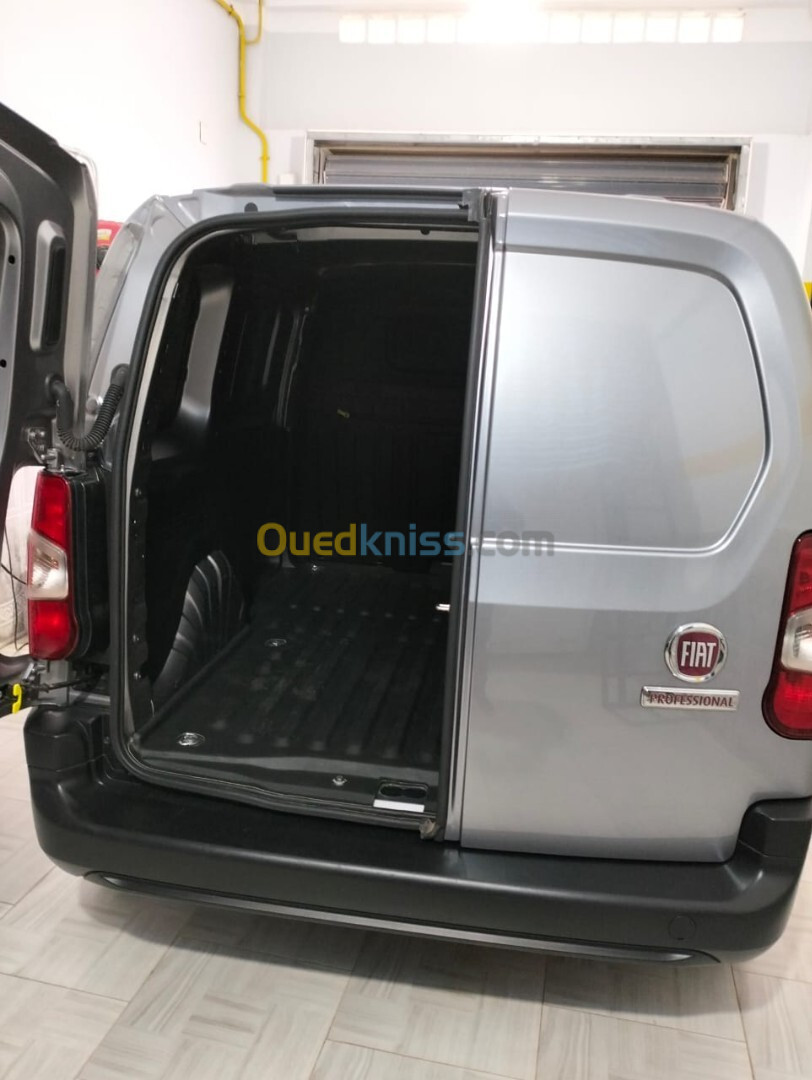 Fiat DOBLO ITALIENNE 2024 