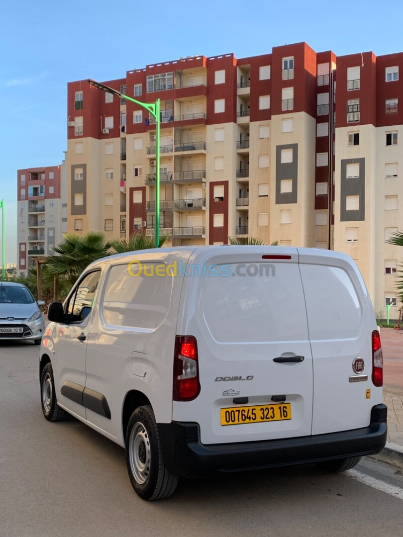 Fiat Doblo 2023 Italy