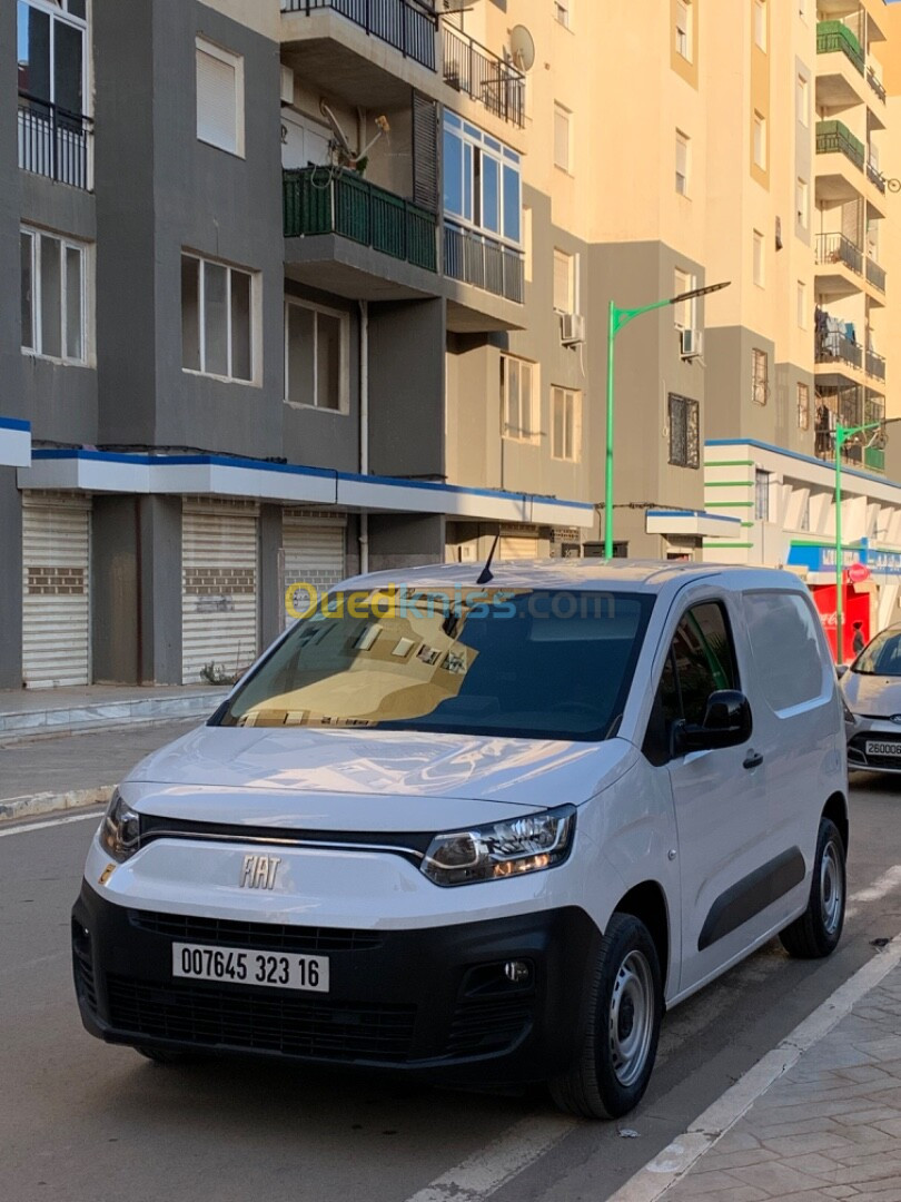 Fiat Doblo 2023 Italy