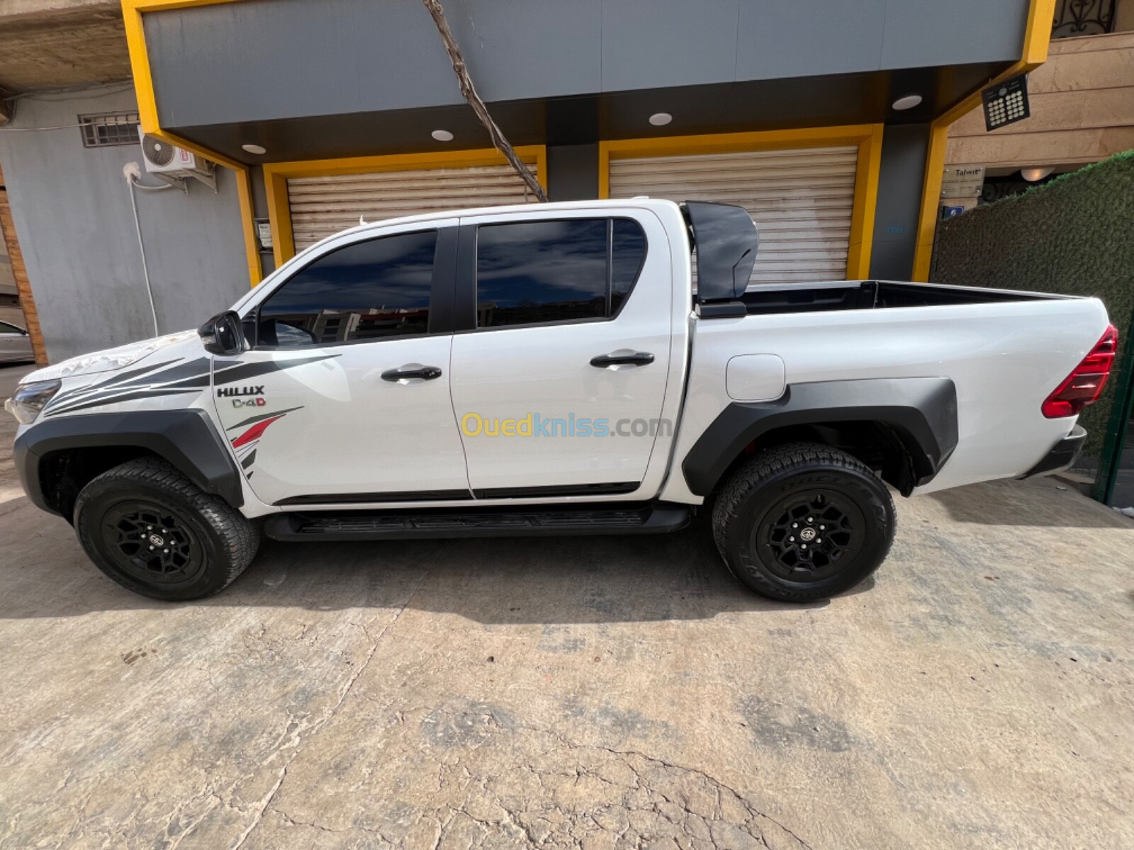 Toyota Hilux 2024 2.8