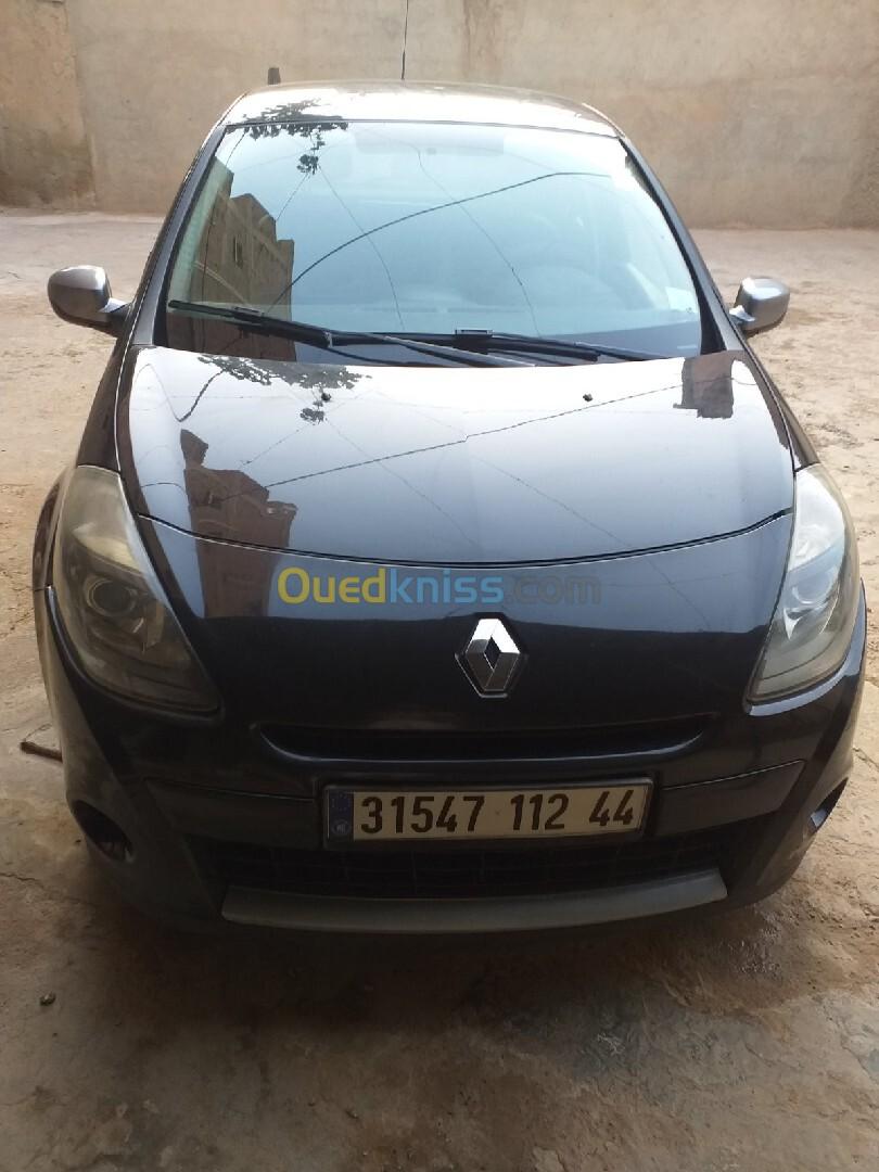 Renault Clio 3 2012 Night and Day