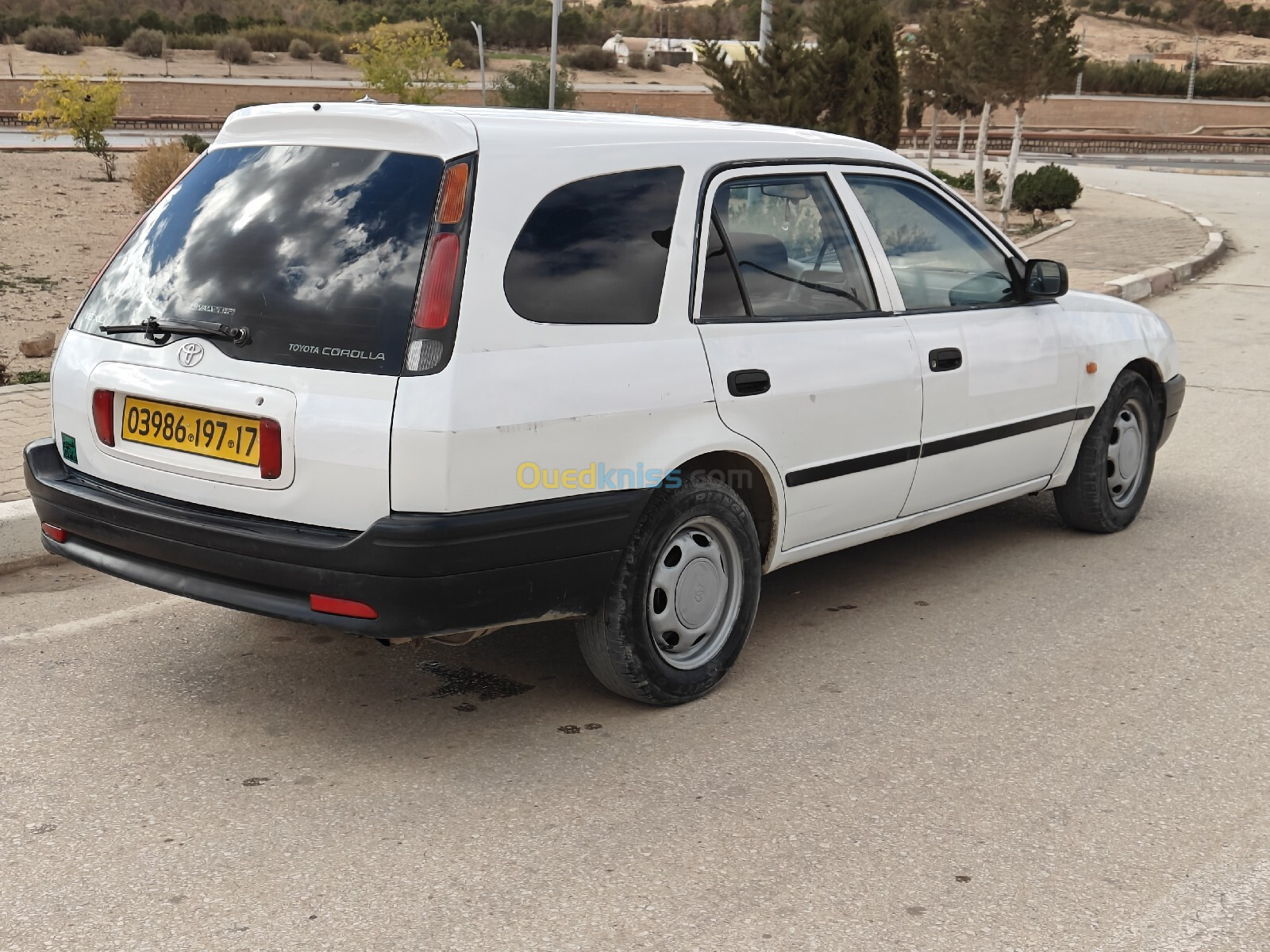 Toyota Corolla 1997 La Tout Option