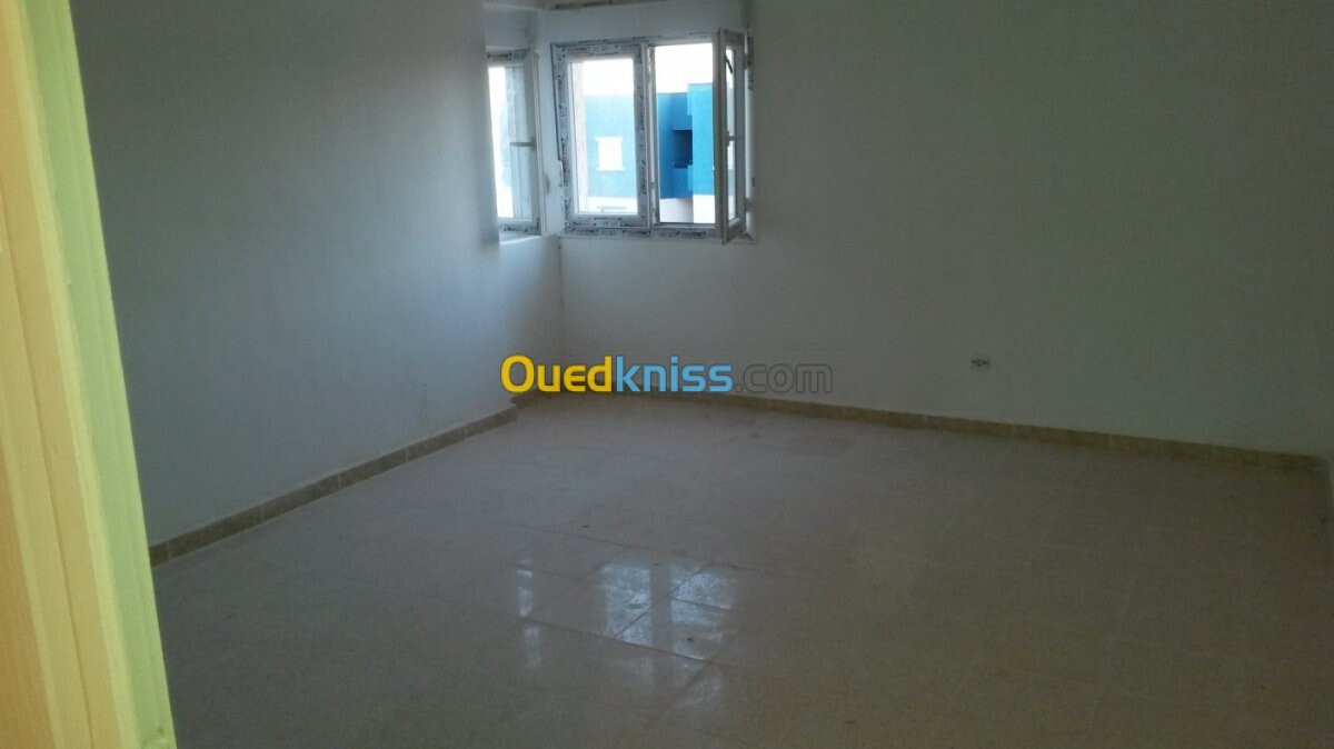 Location Appartement F3 Oran Arzew