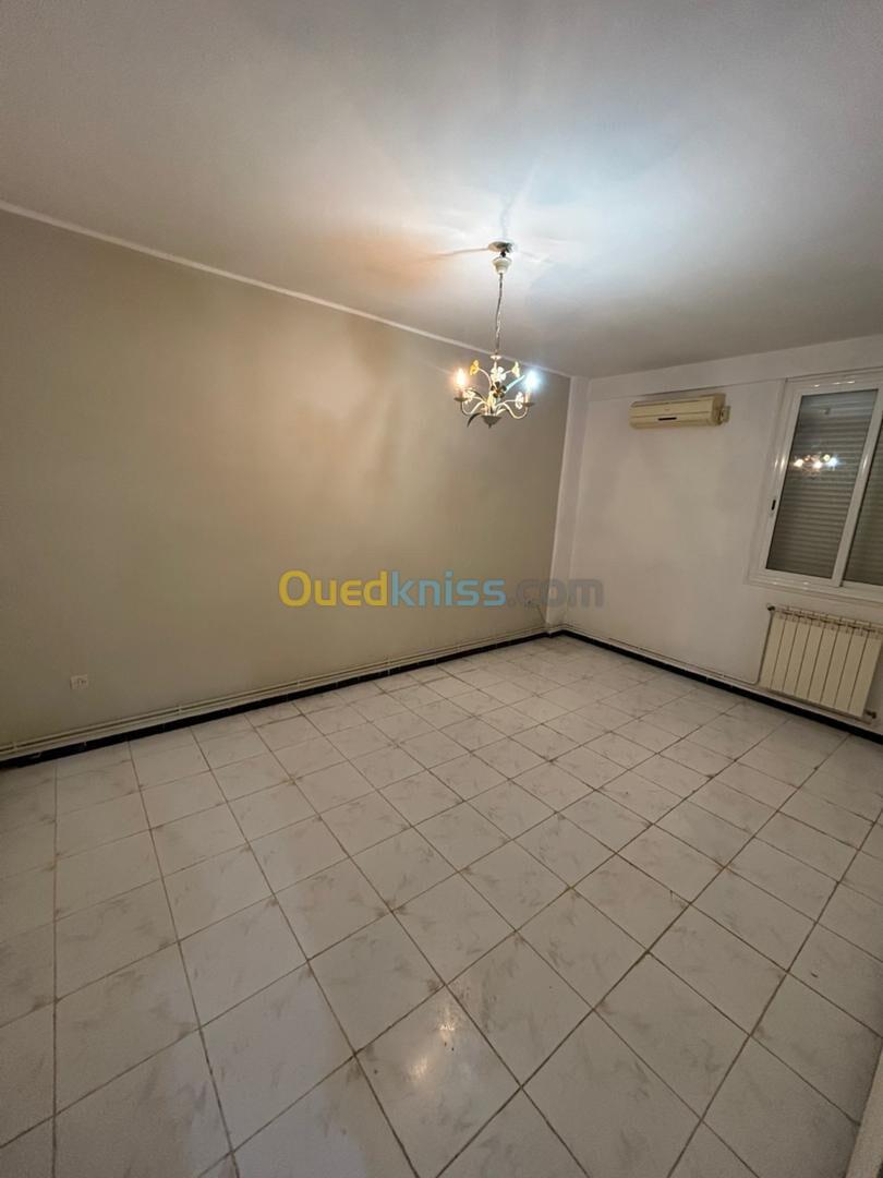 Location Appartement F4 Alger Said hamdine