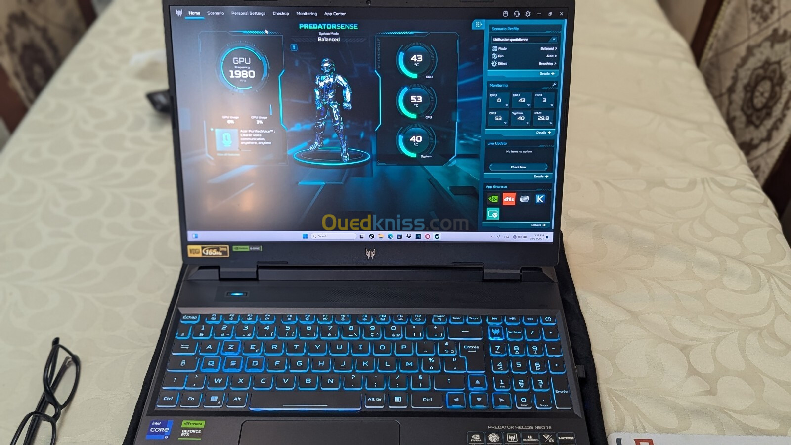 ACER PREDATOR HELIOS NEON 16 