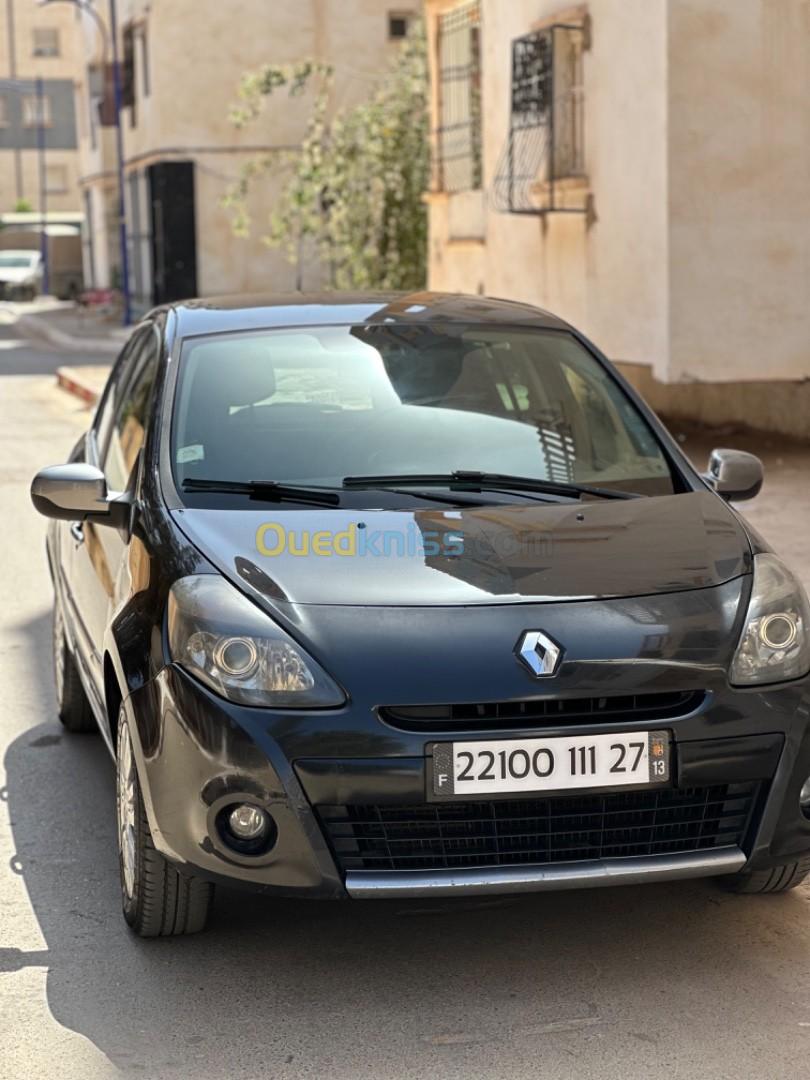 Renault Clio 3 2011 Night and Day