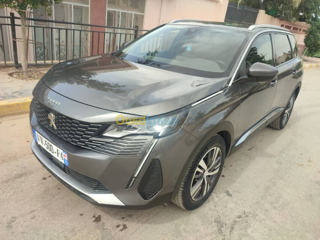 Peugeot 5008 2023 