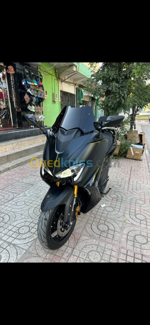 YAMAHA Tmax 2021