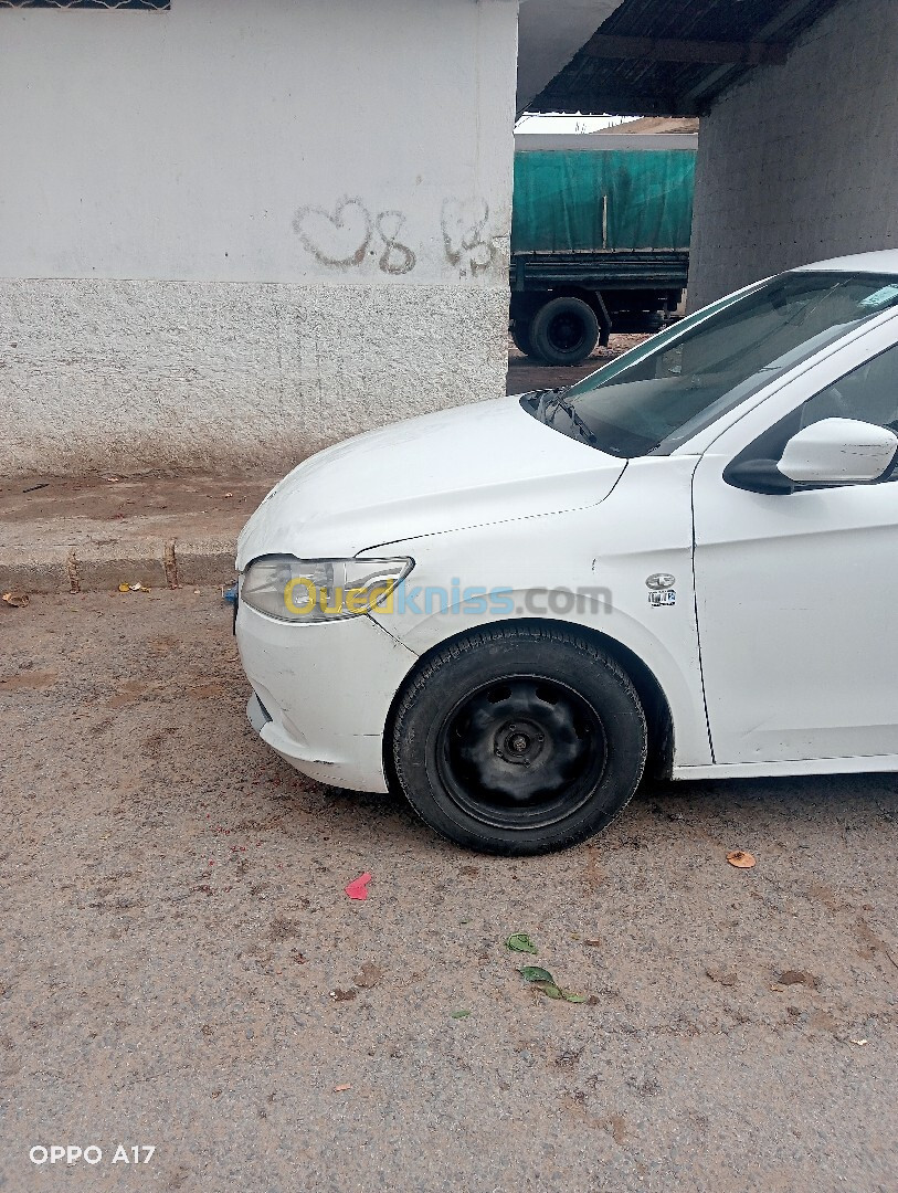 Peugeot 301 2013 Active