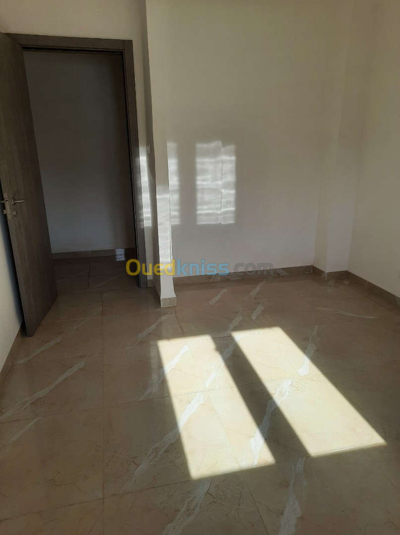 Location Appartement F4 Alger Mahelma