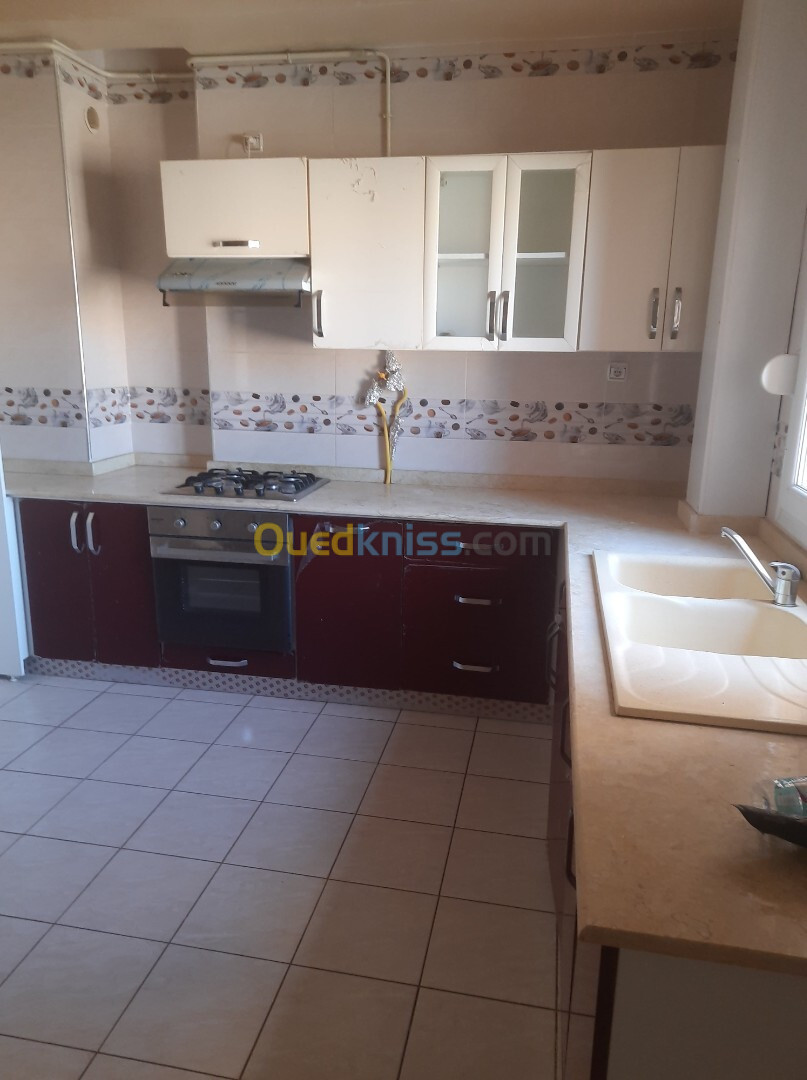 Location Appartement F4 Alger Mahelma