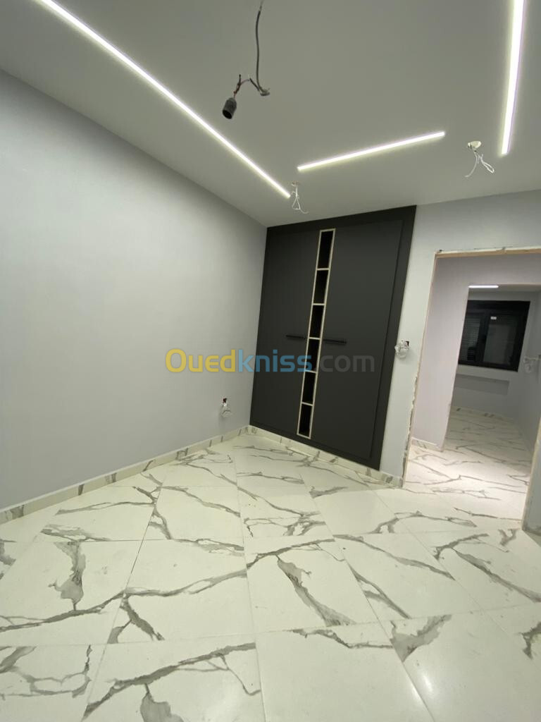 Vente Appartement F5 Alger Bordj el bahri