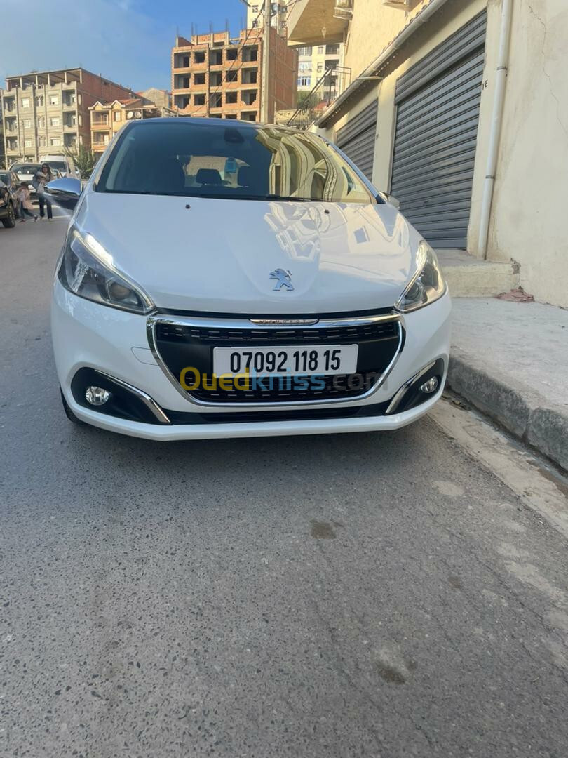 Peugeot 208 2018 Allure