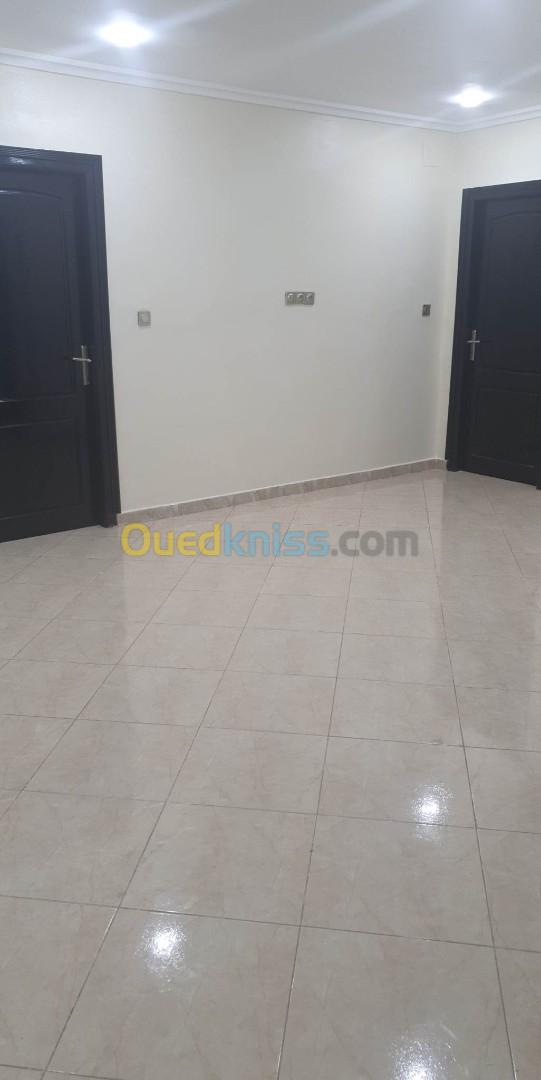 Location Appartement F4 Oran Bir el djir