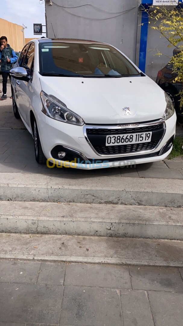 Peugeot 208 2015 Allure Facelift