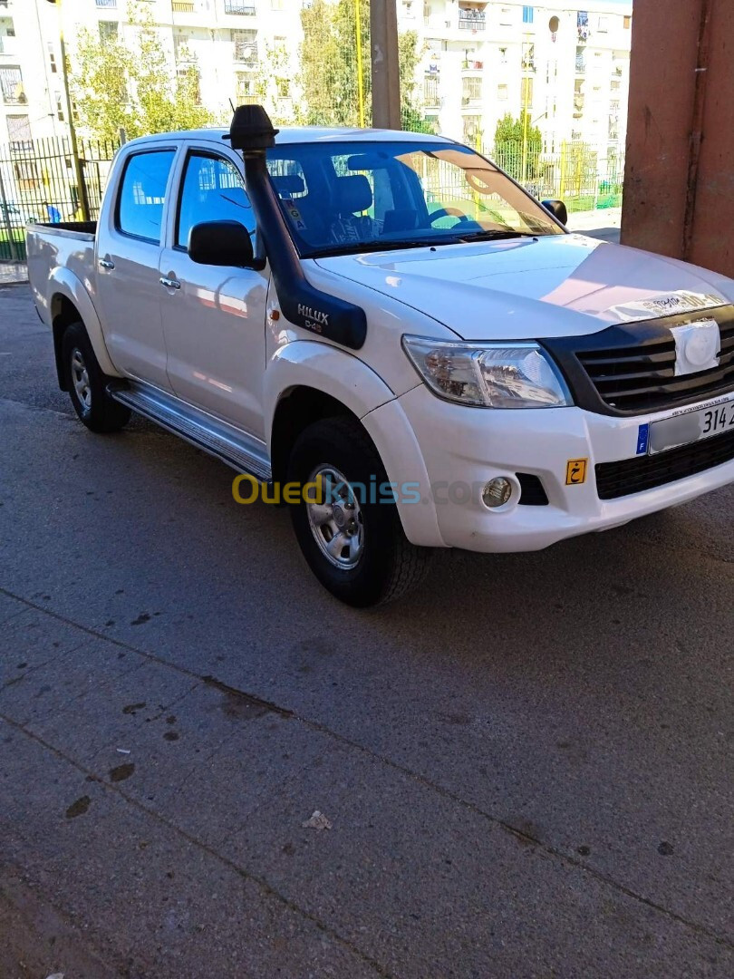 Toyota Hilux 2014 LEGEND DC 4x4