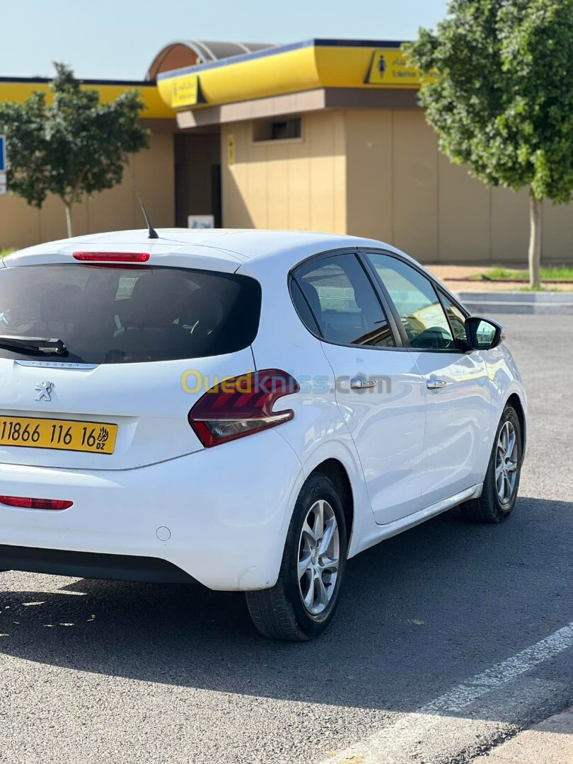 Peugeot 208 2016 208