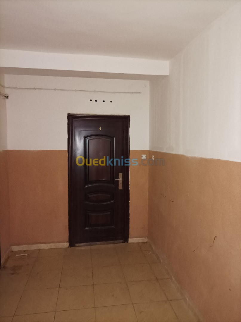 Location Appartement F3 Relizane Oued rhiou