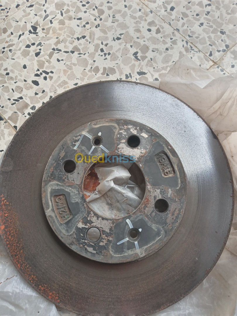 Disque frein hyundai accent 