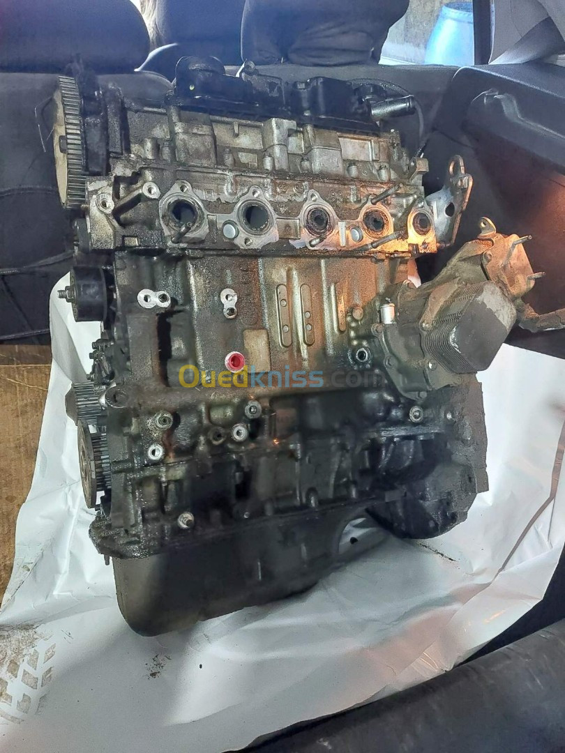 Moteur hdi 1.6 la 92 2015 