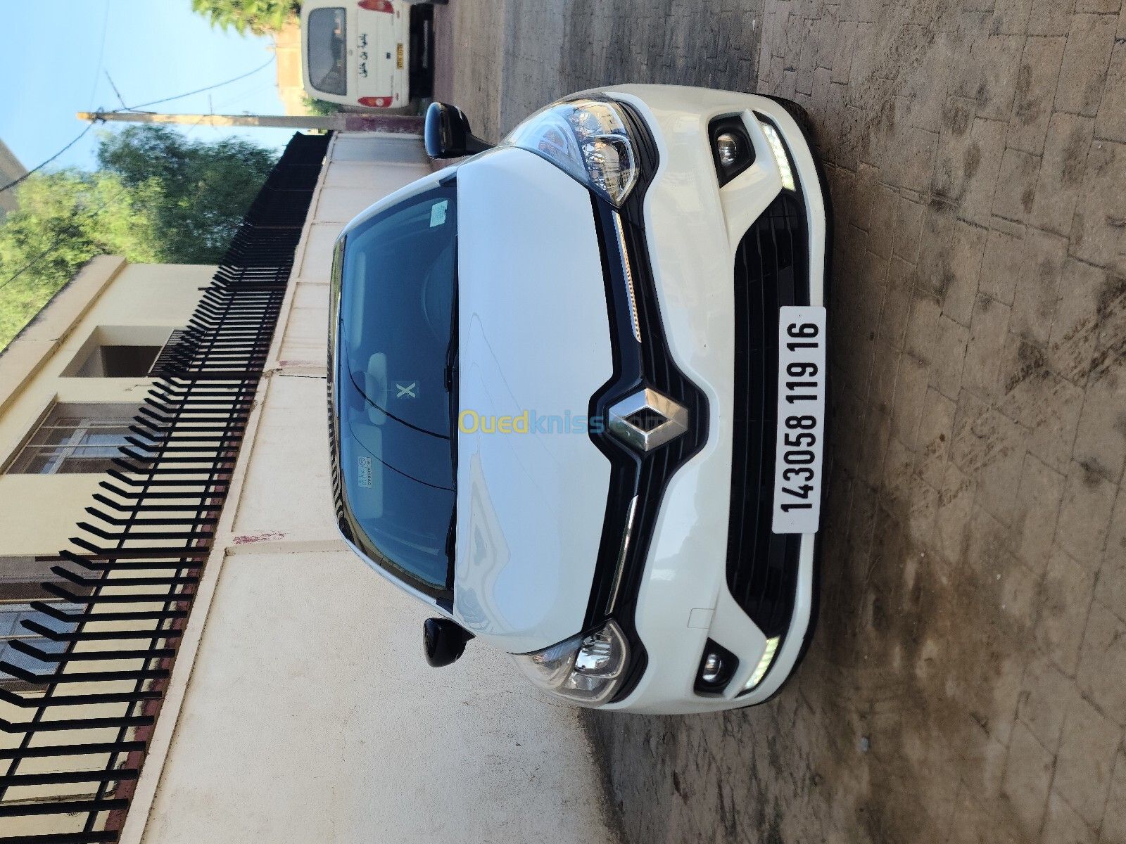 Renault Clio 4 2019 Limited 2