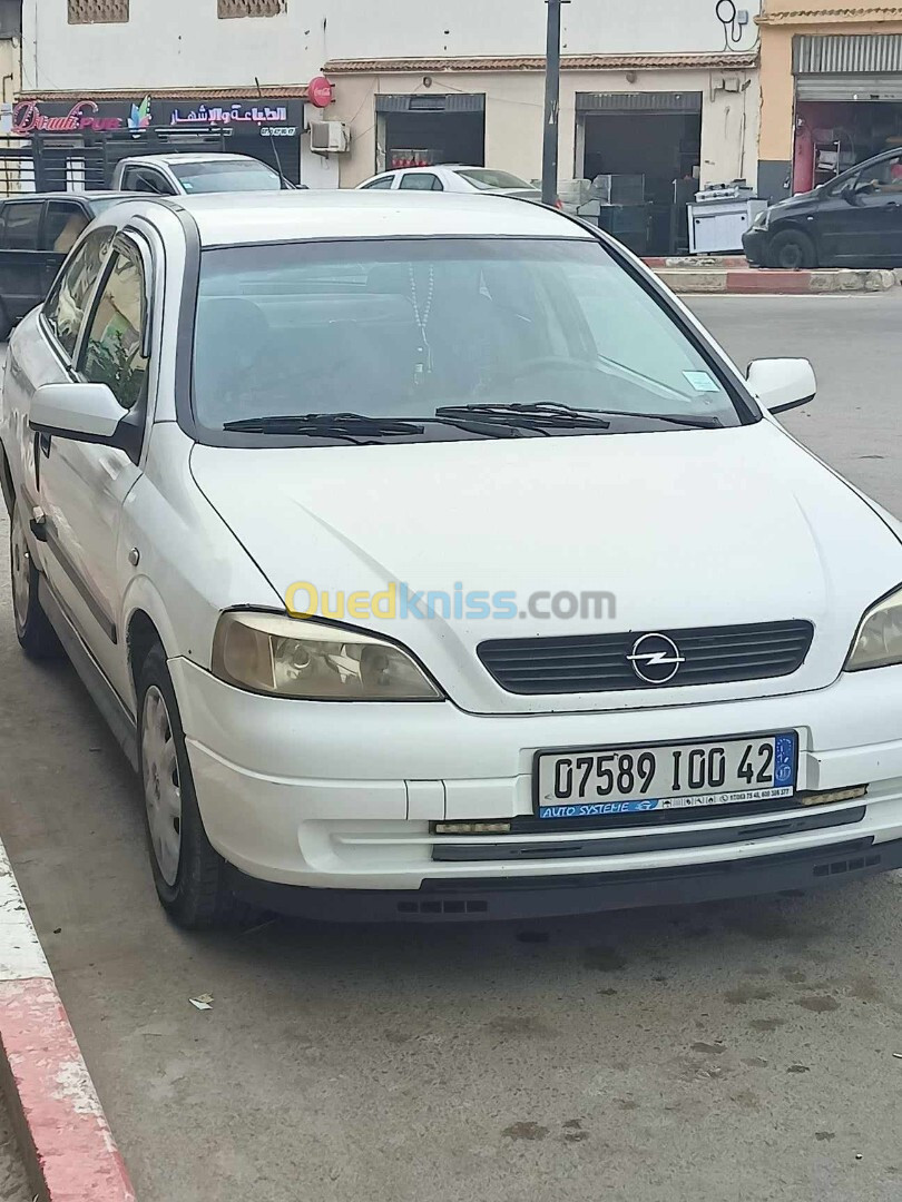 Opel Astra 2000 