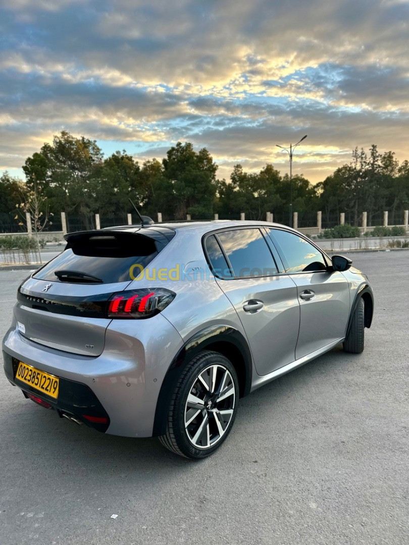 Peugeot 208 2022 GT Line