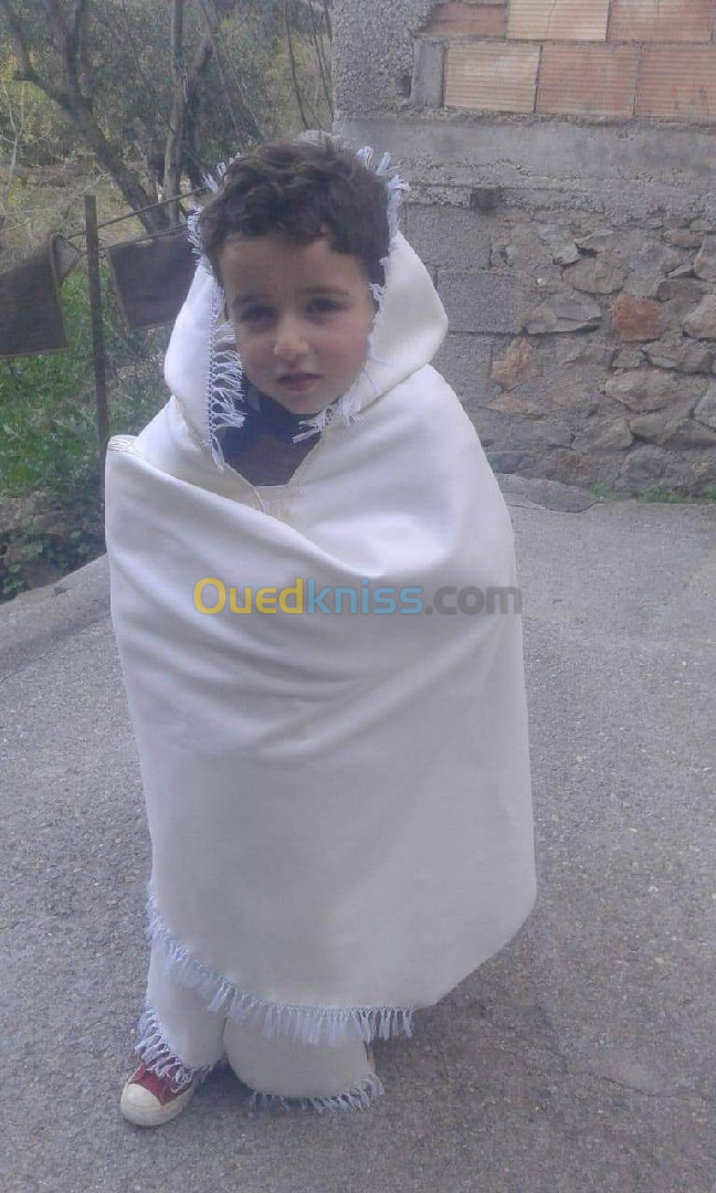 Burnous kabyle pour enfant 