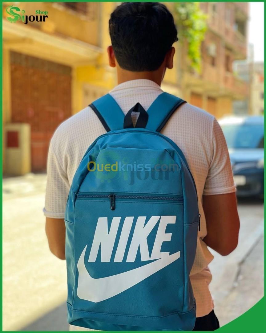 Sac au dos NIKE grand taille 