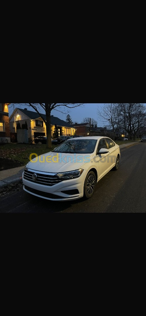 Volkswagen Jetta confortline 2021