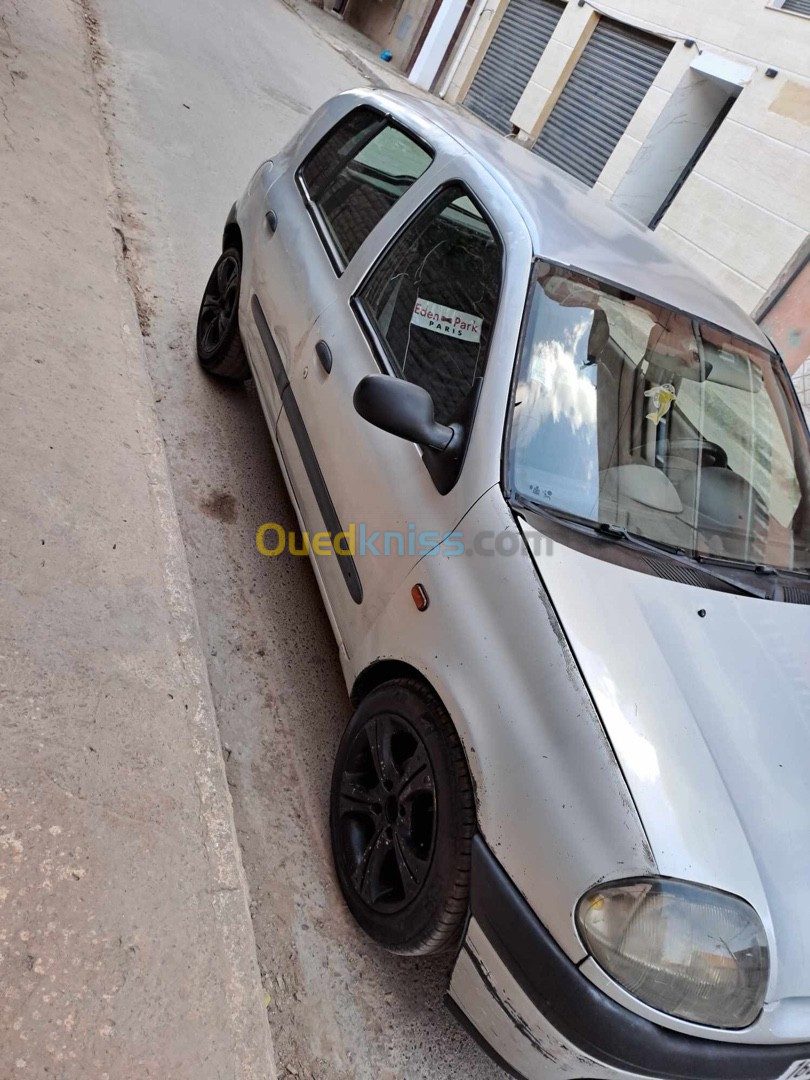 Renault Clio 2 2001 Clio 2