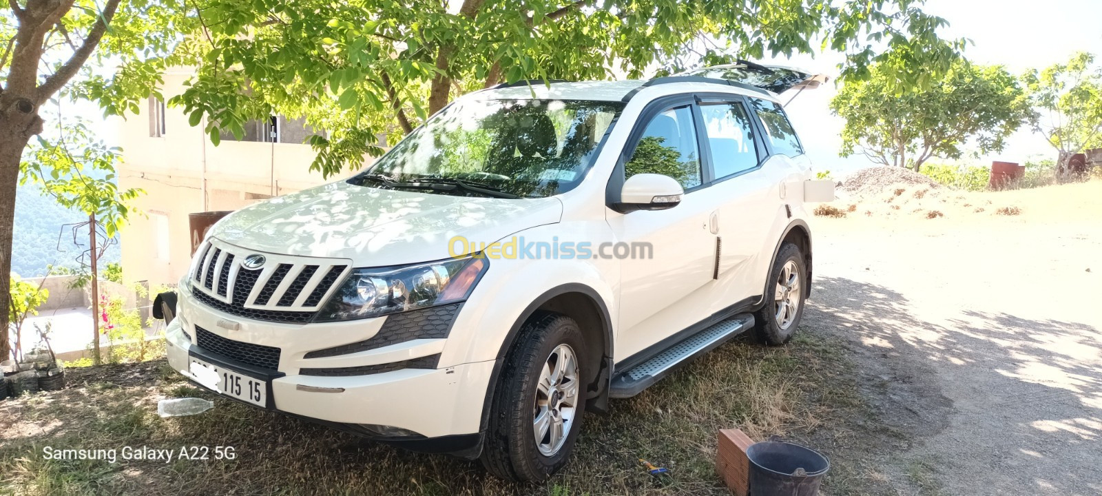 Mahindra XUV500 2015 W8 AWD