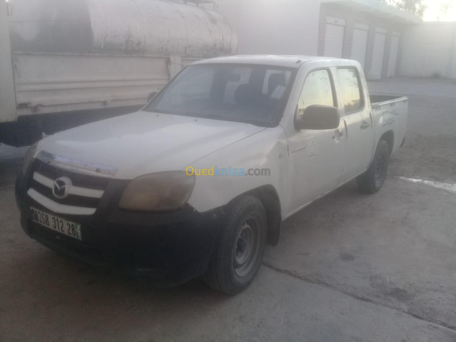 Mazda BT 50 2012 ما فيهاش المعاود