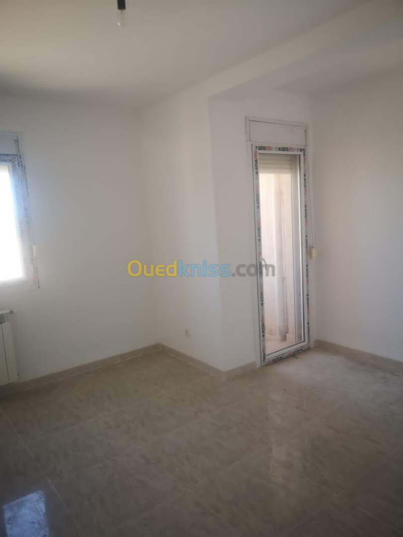 Location Appartement F5 Alger Bordj el bahri