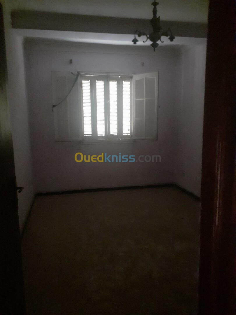 Vente Appartement F4 Alger Bordj el bahri