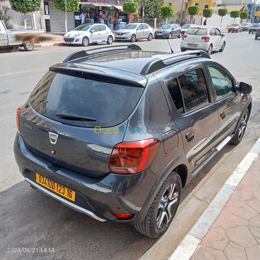 Dacia Stepway 2023 Rustil