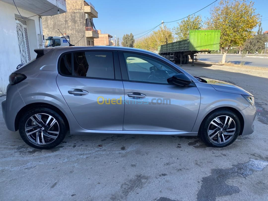 Peugeot 208 2022 Allure Facelift