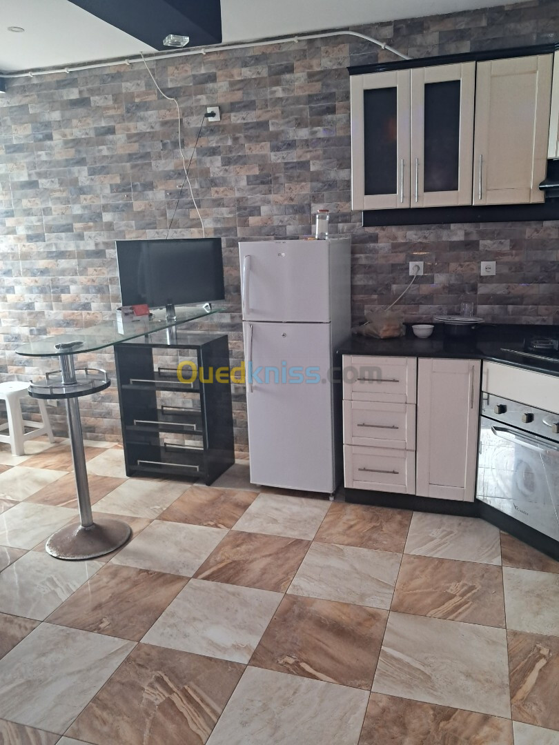 Location Appartement F2 Alger El marsa