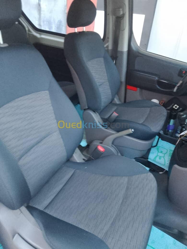 LOCATION VOITURE H1 09 PLACES AVEC CHAUFFEUR