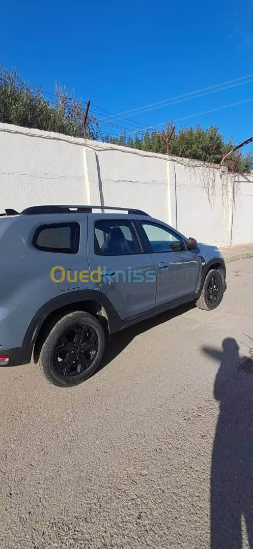 Dacia Duster gold 2024 Extrême gold