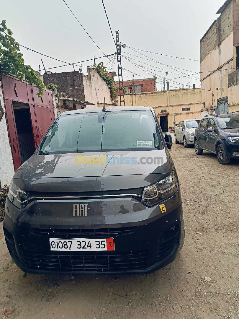 Fiat Doblo 2024 Italie