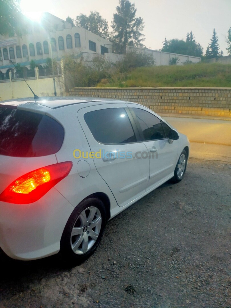 Peugeot 308 2013 